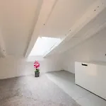 La Almudena